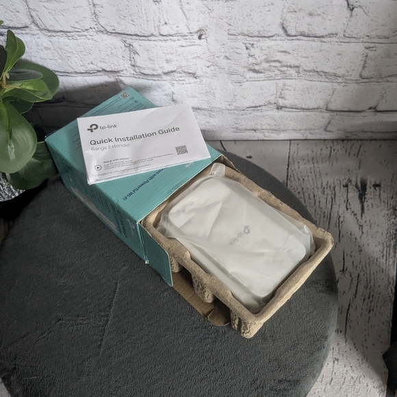 TP-Link AC1200 RE315 Wi-Fi Extenders - Picture 6 of 16